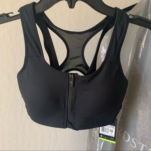 Nike High Support Shape Zip front bra XS